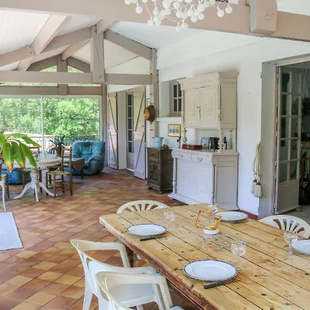 Chemin De Crabot By Interhome Holiday home Saint-Vivien-de-Medoc